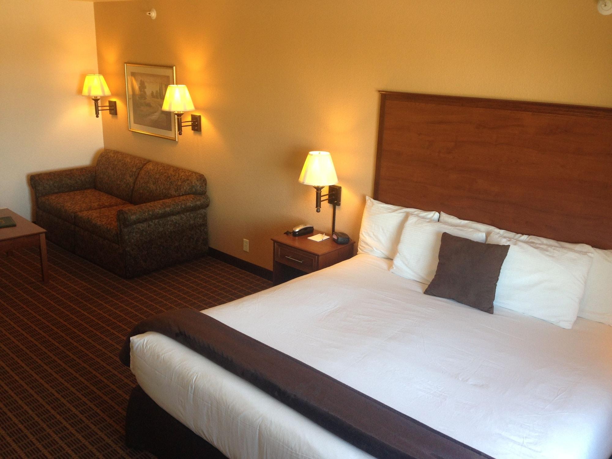 Expressway Suites Фарго Экстерьер фото